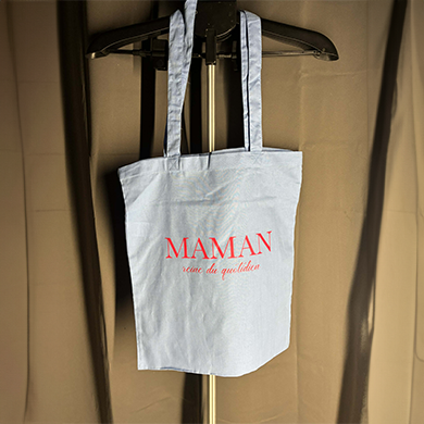Totebag bleu pastel MAMAN reine du quotidien