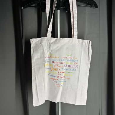 Totebag rose très pale : Coeur avec mots